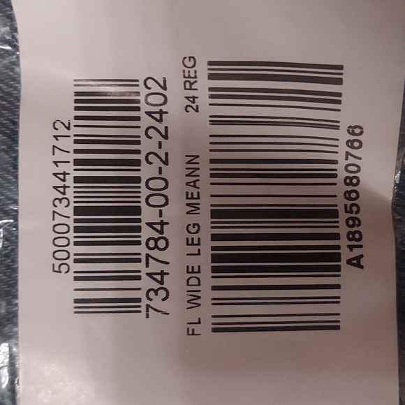 Jeans - Picture 3 of 3